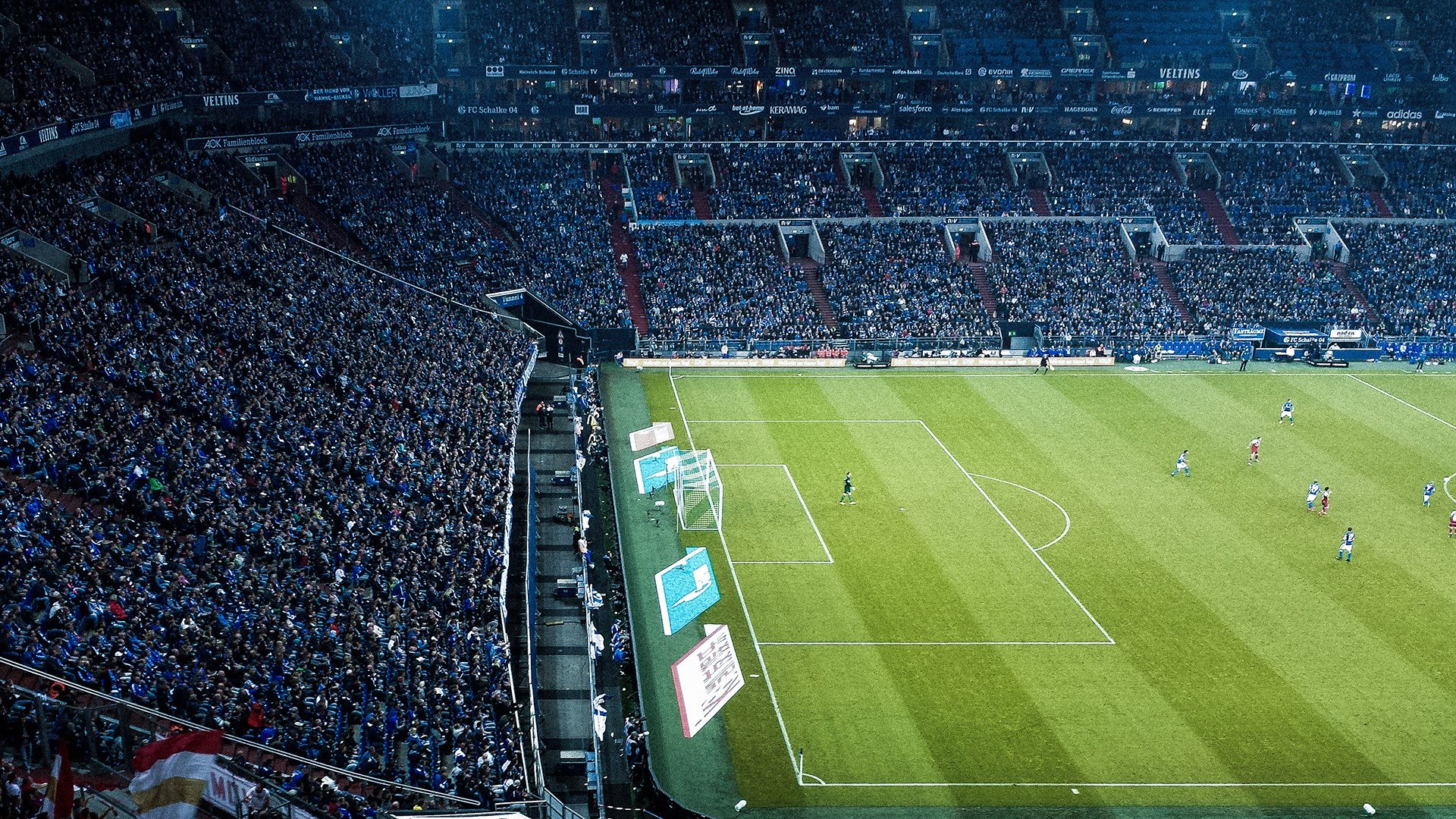 北欧铁骑破局，魔兽觉醒称王—足球周末的双重变奏